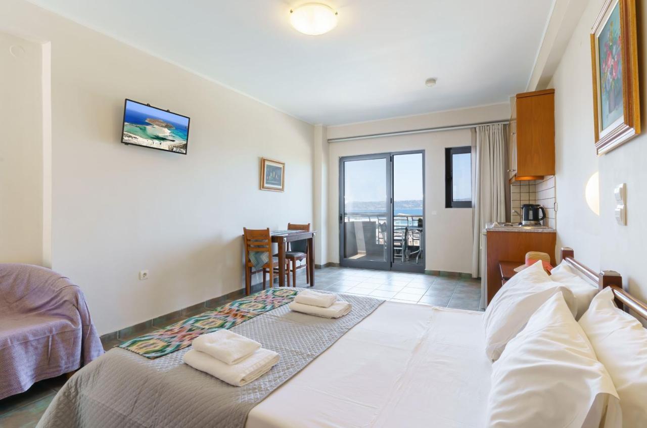 Sunrise Suites & Apartments คาลีเวส ภายนอก รูปภาพ